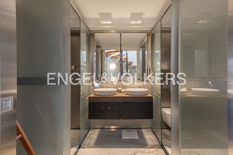 Foto 1bf3997e-94b4-490e-85e1-cc5875293f7b. Casa con riscaldamento parcheggio piscina in Ca n'Aurell Terrassa