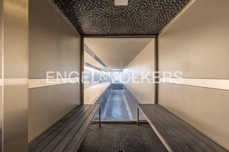 Foto 1e76697a-ec20-4740-8c25-2576b8c91999. Casa con riscaldamento parcheggio piscina in Ca n'Aurell Terrassa