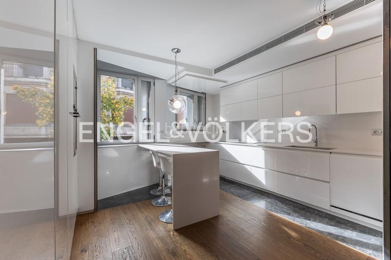 Foto 3748e40c-69de-4447-8833-88759c858871. Casa con riscaldamento parcheggio piscina in Ca n'Aurell Terrassa