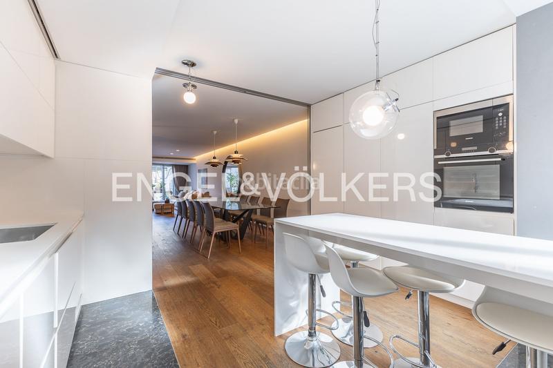 Foto 3ef4266f-4585-4a6f-abc3-6b7691b1de03. Casa con riscaldamento parcheggio piscina in Ca n'Aurell Terrassa