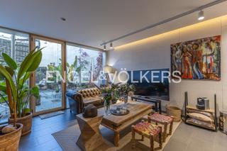 Casa a Ca n'Aurell. Exclusiva casa de diseño en el centro de terrassa