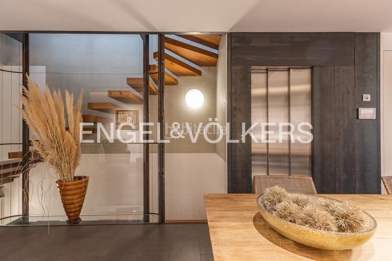 Foto 8bc0a636-40c4-4d83-af49-3ae2b3bc8948. Casa con riscaldamento parcheggio piscina in Ca n'Aurell Terrassa