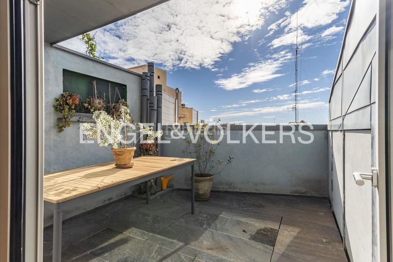 Foto ae89f49d-ca54-4185-8bfc-e79b8d978ddc. Casa con riscaldamento parcheggio piscina in Ca n'Aurell Terrassa