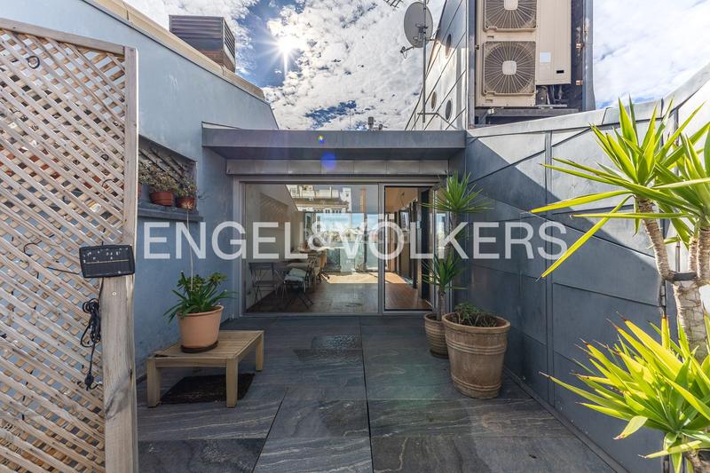 Foto cb6ac5e8-fb7a-43f0-8991-267d787ce757. Casa con riscaldamento parcheggio piscina in Ca n'Aurell Terrassa