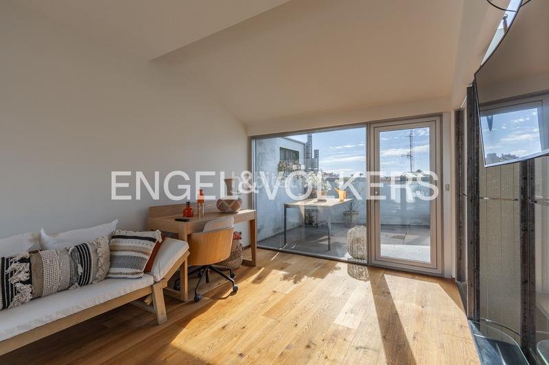 Foto e8c757c2-6793-442e-8c13-143fa5f142e0. Casa con riscaldamento parcheggio piscina in Ca n'Aurell Terrassa