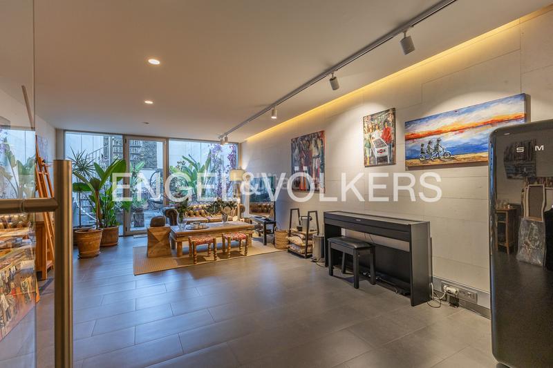 Foto ef379f06-5801-490c-a482-92125b44ebda. Casa con riscaldamento parcheggio piscina in Ca n'Aurell Terrassa