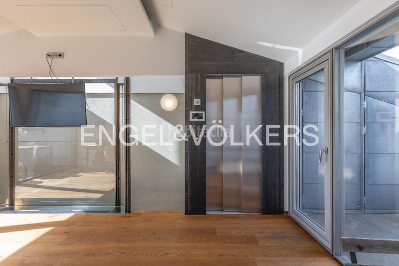 Foto f6e85b2f-e453-4706-a4a1-ca702a7ccaaa. Casa con riscaldamento parcheggio piscina in Ca n'Aurell Terrassa