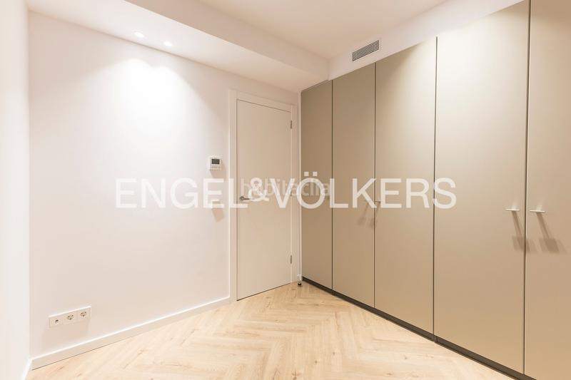 Foto 4a51f93c-5189-4e95-a52d-7aca9bc96ba4. Apartment with heating in Fort Pienc Barcelona
