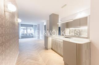 Piccolo appartamento in Fort Pienc. Bonito piso reformado al lado de pg sant joan