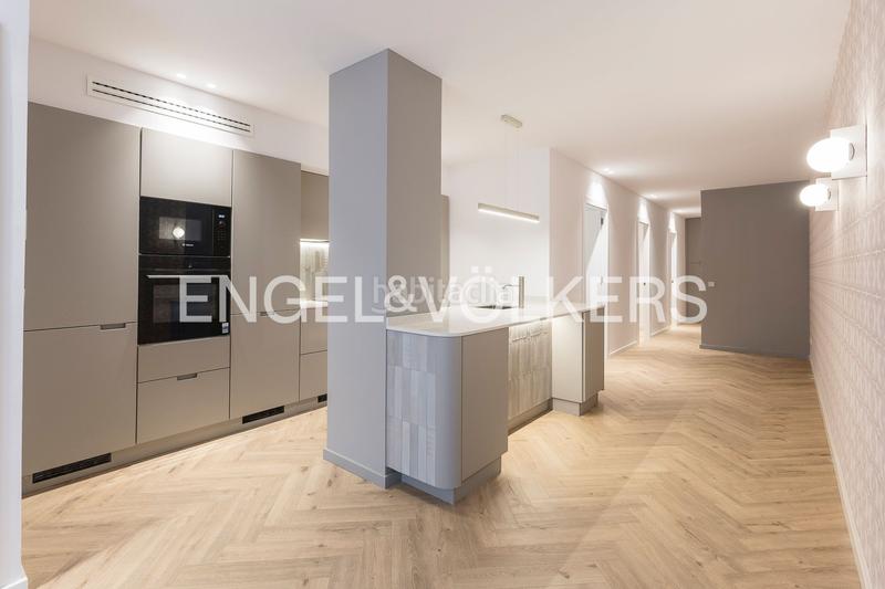 Foto 96e03f14-f355-42e0-95ef-c2c8352c2bc1. Apartment with heating in Fort Pienc Barcelona