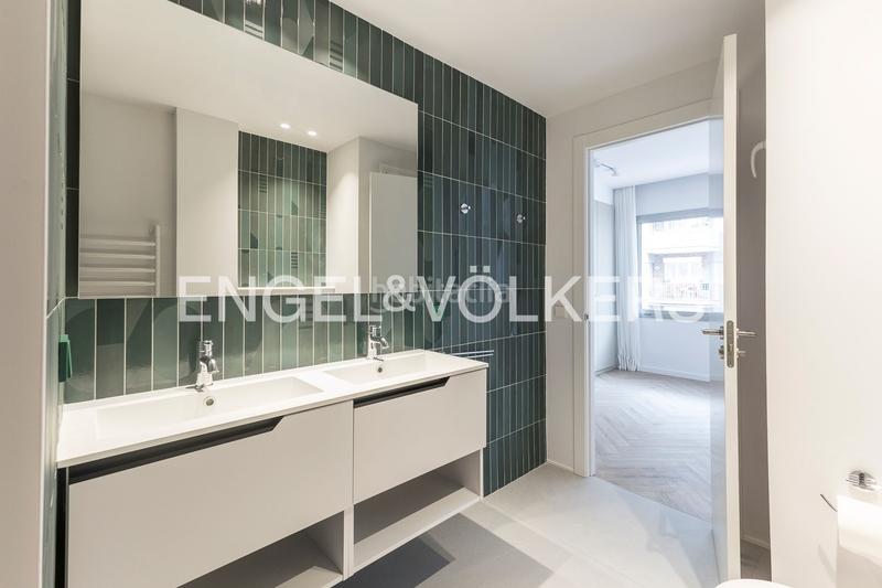 Foto c82bde82-a8ef-4e9d-a16a-2fe80fb50877. Apartment with heating in Fort Pienc Barcelona