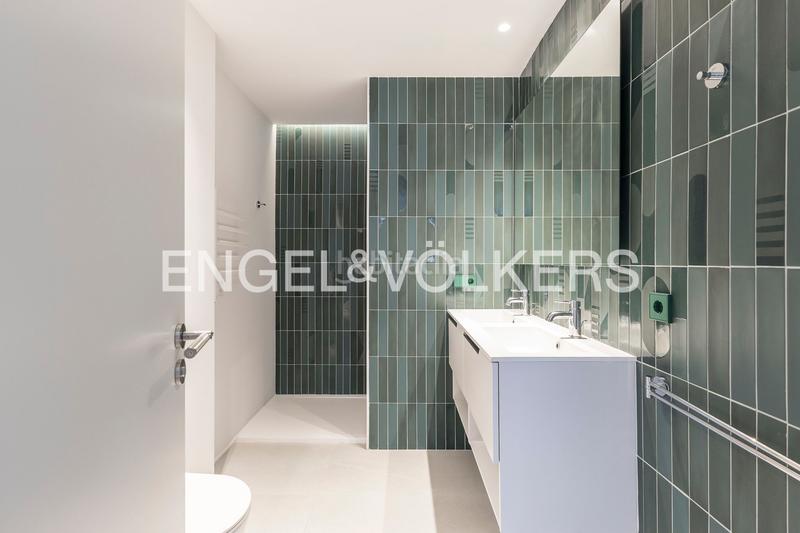 Foto fe8ebe09-a7bc-4258-bdd1-996b362647e9. Apartment with heating in Fort Pienc Barcelona