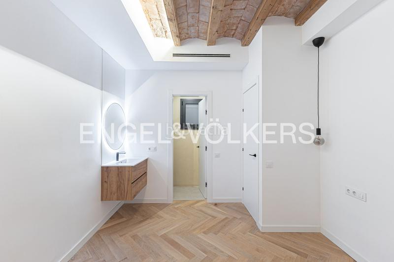 Foto 105aaa44-c758-449f-874b-12064a76fdc8. Appartement mit heizung in Raval Barcelona