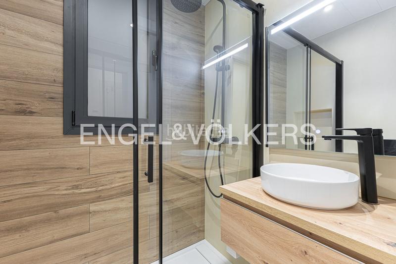 Foto 2384d584-32cc-4c5c-b843-a7612f75bf52. Appartement mit heizung in Raval Barcelona