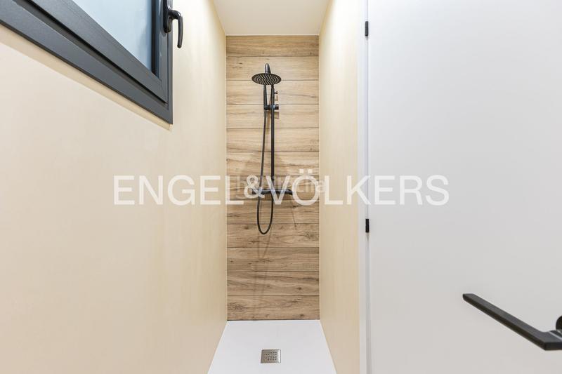 Foto 50c1b7ce-5ad9-4745-945b-83b2445f3964. Appartement mit heizung in Raval Barcelona