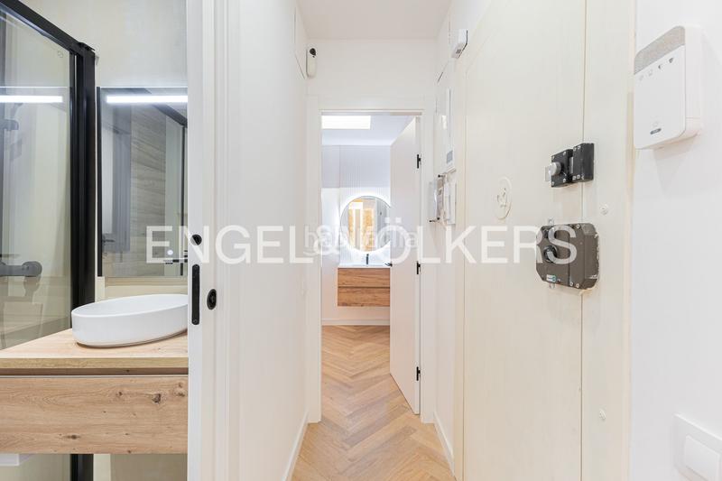 Foto 996021b5-78d6-4975-b1ef-a0fa4061bac8. Appartement mit heizung in Raval Barcelona