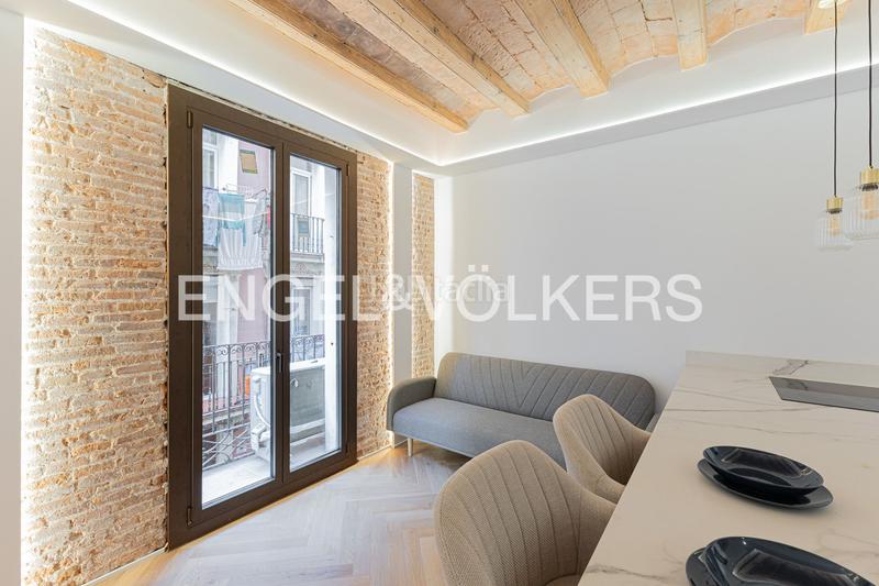 Foto bb746c8c-3f0b-4fc6-981d-0e28aede12ad. Appartement mit heizung in Raval Barcelona