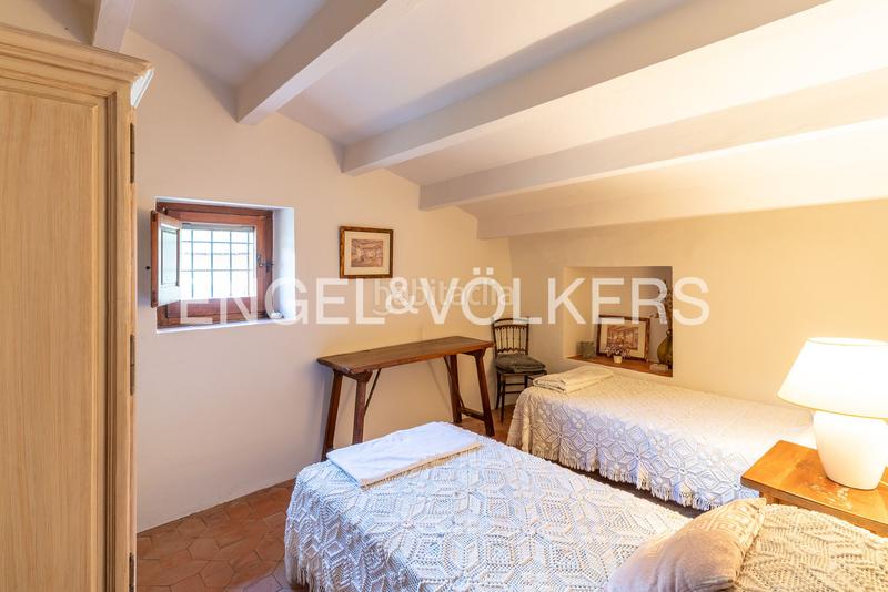 Foto 1f18cd4e-bfbd-4b33-9f19-f2a57e0ec2a9. Casa con riscaldamento parcheggio piscina in Arenys de Munt