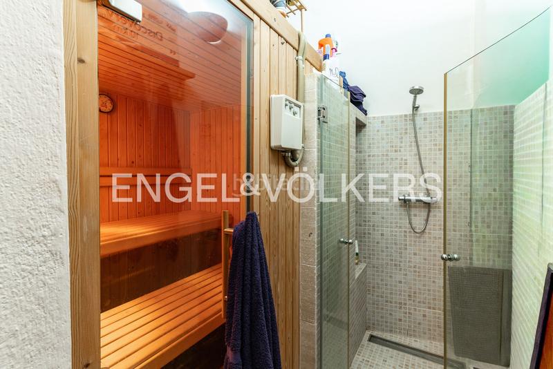 Foto 61a62b26-b3b6-41b4-8816-148599849b0b. Casa con riscaldamento parcheggio piscina in Arenys de Munt