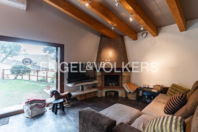 Foto a59ffe77-130b-4cae-840c-6dab1af85d6b. Casa con riscaldamento parcheggio piscina in Arenys de Munt