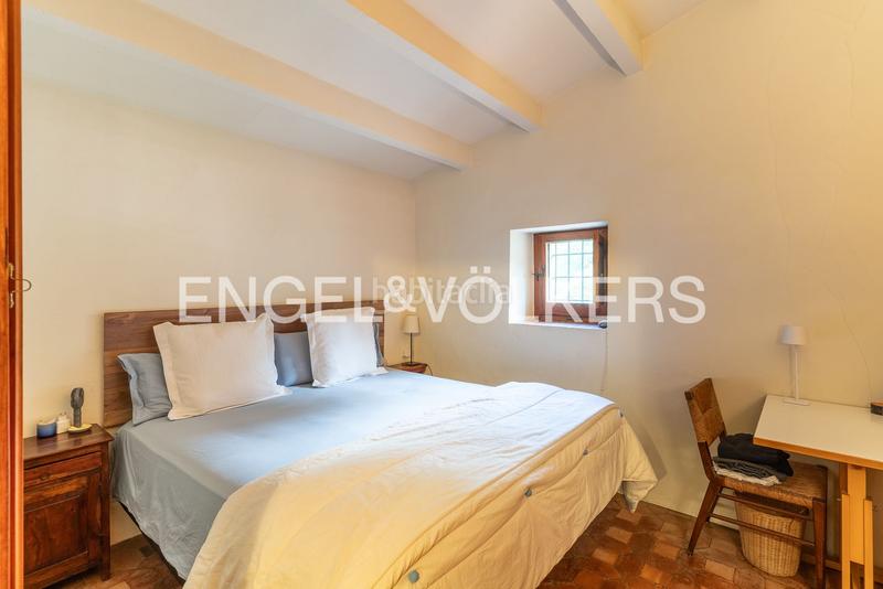 Foto f146fcef-6d0a-4ce9-8f86-e3c943d3e1be. Casa con riscaldamento parcheggio piscina in Arenys de Munt