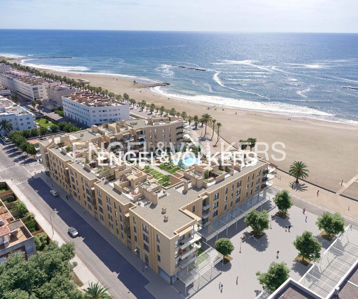 Foto 57731e40-2194-471c-ae56-0d68f9be1d55. Pis amb calefacció aparcament piscina a Les Salines-Pla de Sant Pere Cubelles