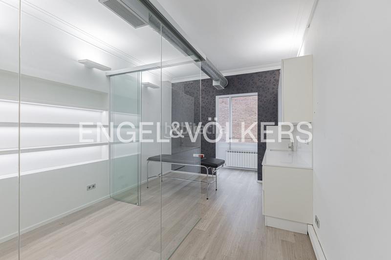 Foto f3f31024-7109-443e-ab86-b6181fc8a589. Apartament amb calefacció a Sant Gervasi - Galvany Barcelona