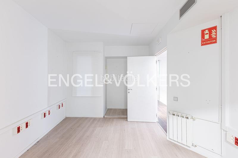 Foto f6860a86-5f1f-45f4-8d6a-56bbe3d5f7b8. Apartament amb calefacció a Sant Gervasi - Galvany Barcelona