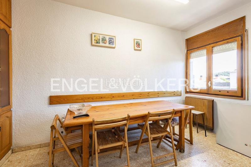 Foto f3370b57-fdeb-4f7a-8980-e6ce62e20a4a. Maison avec chauffage parking dans Pallejà