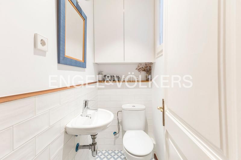 Foto 352b1feb-f380-49ee-97f8-49ba9d78a6d0. Piccolo appartamento con riscaldamento in La Nova Esquerra de l´Eixample Barcelona