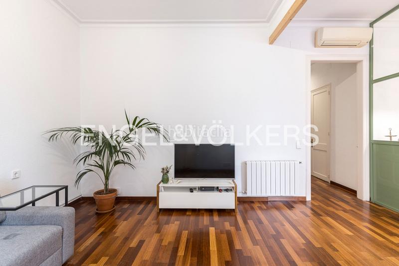 Foto 4deb9c60-d7e5-45de-a550-597d5431cfb9. Piccolo appartamento con riscaldamento in La Nova Esquerra de l´Eixample Barcelona