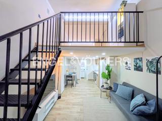 Piccolo appartamento in Carmel. Estudio duplex reformado en rambla del carmel