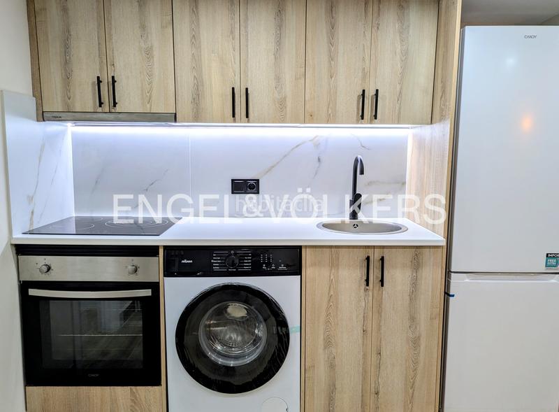 Foto 43e220ca-9881-42fe-a72b-7148e08f4e62. Apartament amb calefacció a Carmel Barcelona