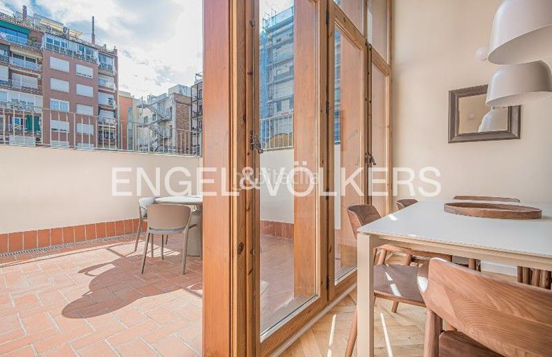 Foto 6ab80807-b591-4fbf-bcaf-6ec179a5dcb6. Alquiler apartamento fantastico piso temporal en paseo sant joan en Barcelona