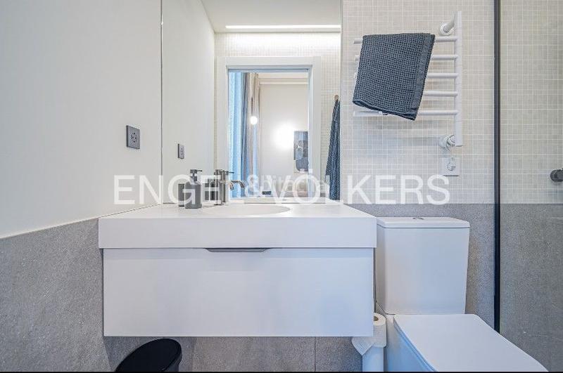 Foto 8f6b6fef-980b-4ed9-92ed-c38d6cf33778. Alquiler apartamento fantastico piso temporal en paseo sant joan en Barcelona