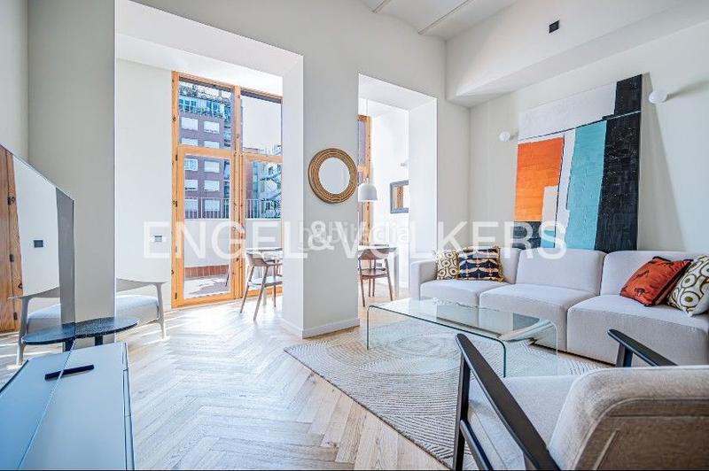 Foto 3688fca3-4ff4-443e-8898-f2f4badac017. Rent apartment with heating in Dreta de l´Eixample Barcelona