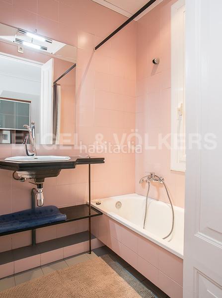 Foto 3eee2f51-d597-44c3-8cb0-fe2e858f9f6e. Location appartement avec chauffage dans Gòtic Barcelona