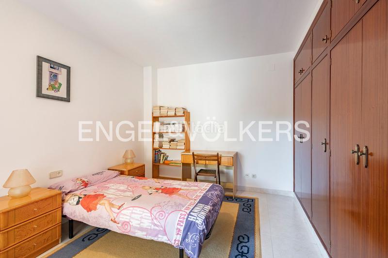 Foto 72335cc6-0b4a-429f-b622-c590307345a8. Casa amb calefacció aparcament piscina a Montmar Castelldefels