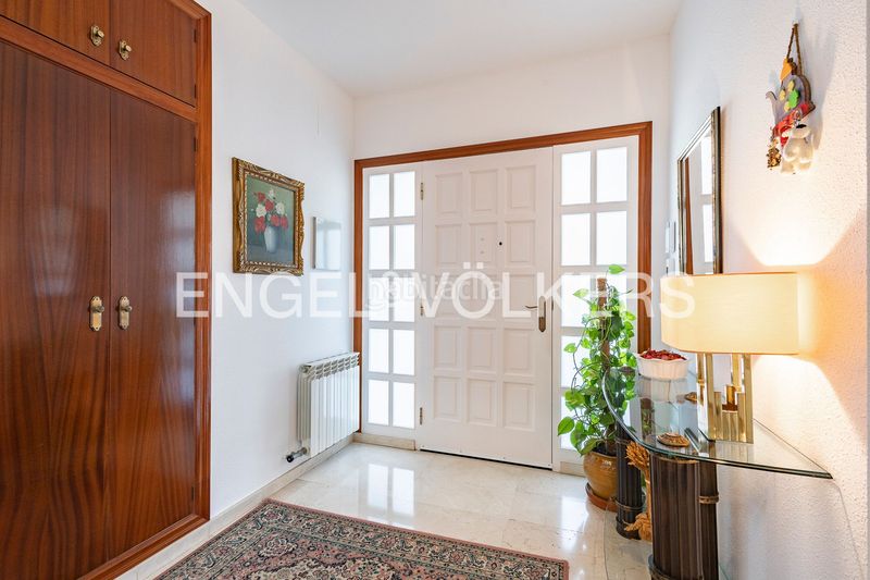 Foto f05a09e7-7a9a-4258-a00d-6310068163e0. Casa amb calefacció aparcament piscina a Montmar Castelldefels