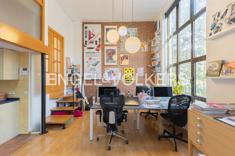 Foto 2f74e882-87b2-43f6-b5fc-131d997c85ed. Apartamento loft dúplex de diseño en Raval Barcelona
