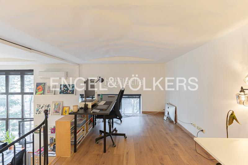 Foto 3549a450-58d1-40d5-9c21-90f620a81eb3. Apartamento loft dúplex de diseño en Raval Barcelona