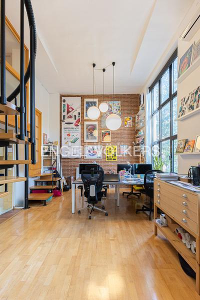 Foto 6629bc3e-8bb7-47df-ac96-7ce81b4c7de7. Apartamento loft dúplex de diseño en Raval Barcelona