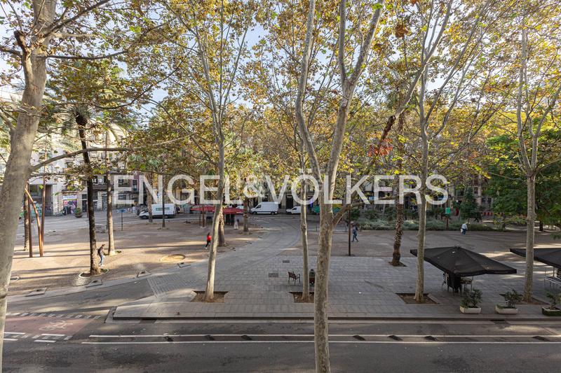 Foto fff9eb5e-f765-4860-8e14-7d91219c85bc. Apartamento loft dúplex de diseño en Raval Barcelona