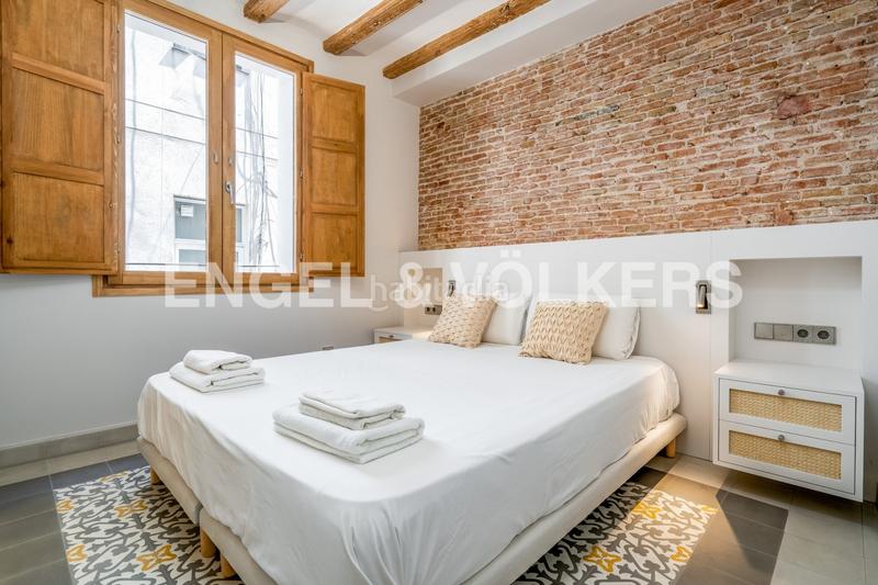 Foto 33814442-4aec-4038-a11f-a937e6205ce3. Lloguer apartament amb calefacció a Gòtic Barcelona