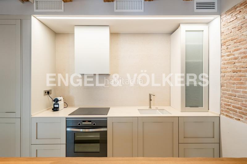 Foto df7b473d-24dd-4565-aea2-977e4fb07d25. Lloguer apartament amb calefacció a Gòtic Barcelona