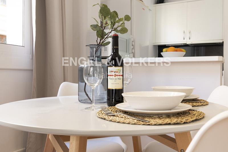 Foto d86e79bd-1100-4404-b3ca-e852c4bd9452. Alquiler loft  temporal a unos pasos de la playa en Barcelona