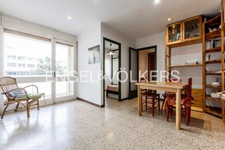 Piccolo appartamento in Diagonal Mar i el Front Marítim del Poblenou. Piso a reformar en diagonal mar  a escasos metros de la playa