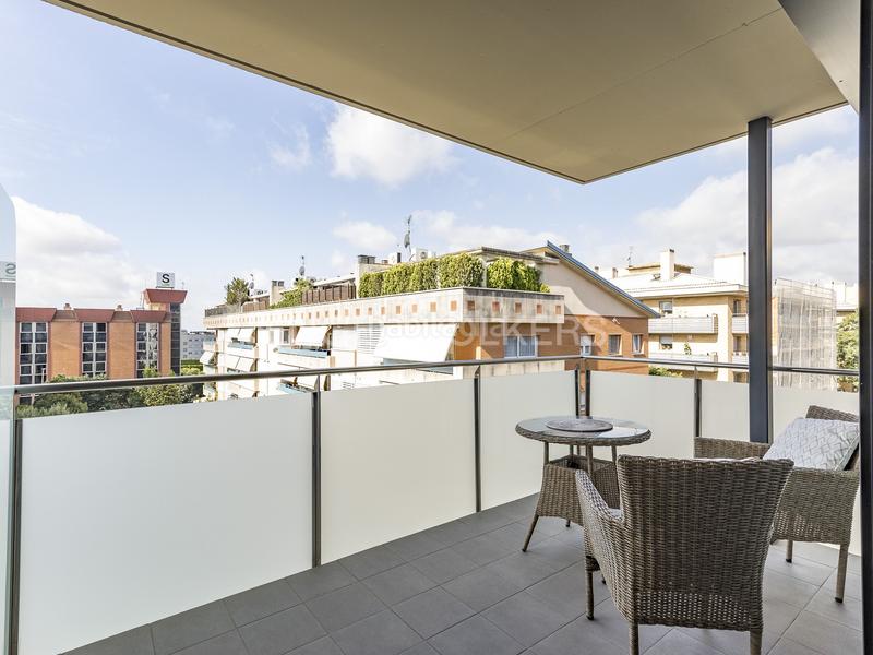 Foto a58e8d4f-b7b1-4f4c-8d7c-acb1ca272cc6. Affitto attico con riscaldamento parcheggio in Centre Sant Just Desvern