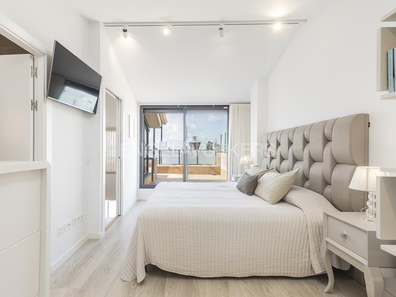 Foto dd09e676-781a-449e-afd7-2eda55499fcd. Affitto attico con riscaldamento parcheggio in Centre Sant Just Desvern