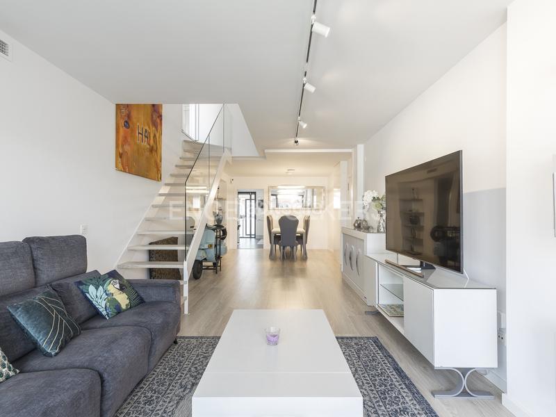 Foto 0f57668b-0b3b-4509-8194-0fd339684563. Location attique avec chauffage parking dans Centre Sant Just Desvern